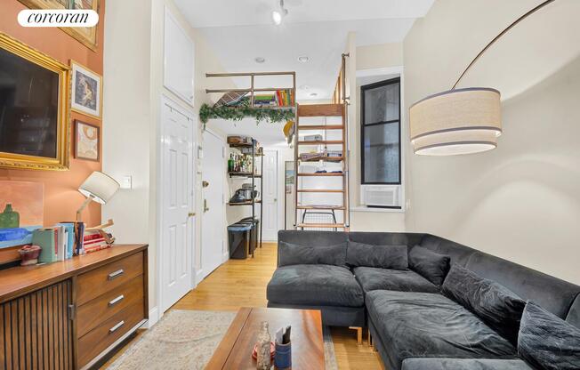 163 Chrystie St.