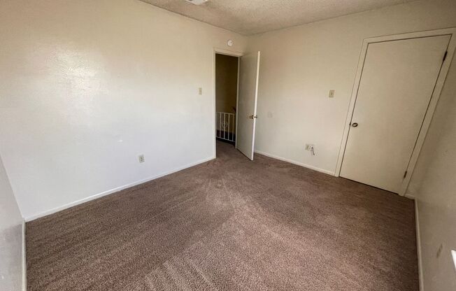 2 beds, 1.5 baths, 878 sqft, $750, Unit Unit A