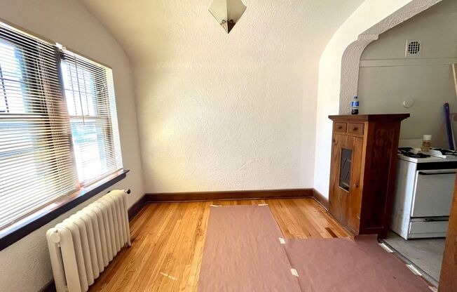 1428 E Capitol Drive