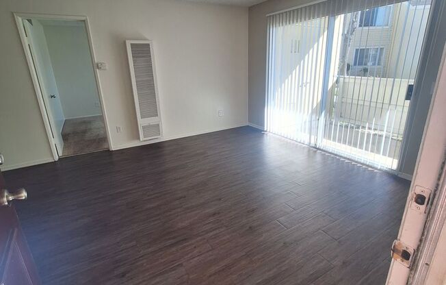 1 bed, 1 bath, 691 sqft, $2,125, Unit 420C