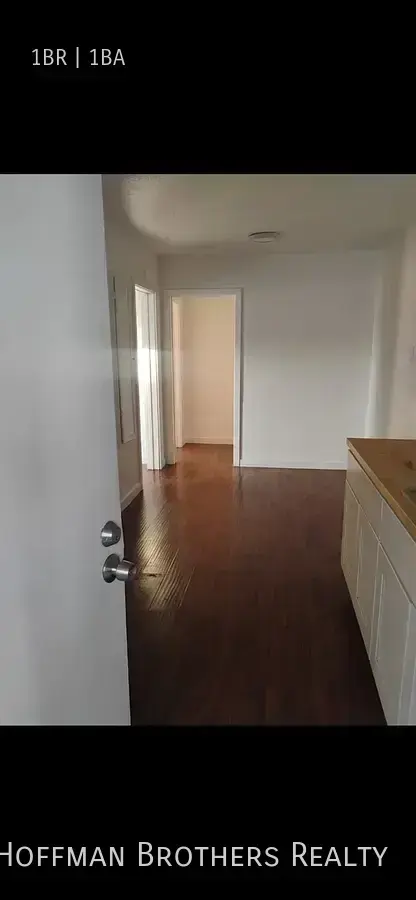 5547 1/2 ATLANTIC AVE