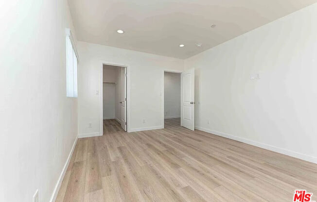 3 beds, 3.5 baths, 1,632 sqft, $4,350, Unit 1/2