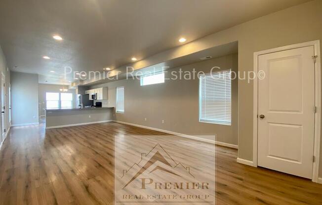 4181 JERICHO LOOP
