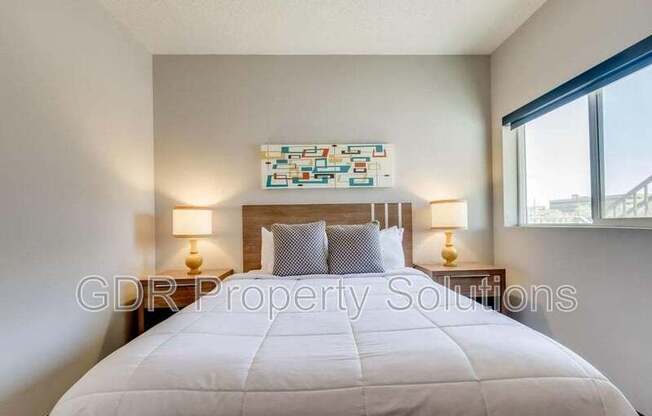 2 beds, 2 baths, 1,010 sqft, $1,560