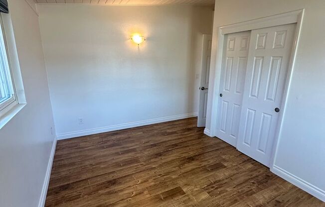 3 beds, 1 bath, $3,150