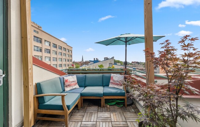 42 TIFFANY PL