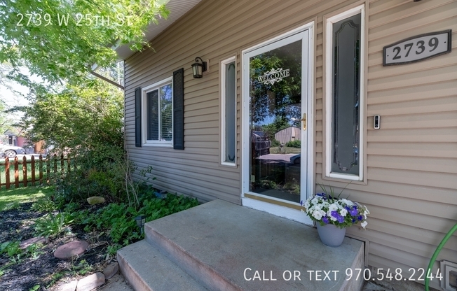 2739 W 25 ST