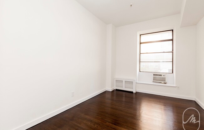 1 bed, 1 bath, $5,000, Unit 5D
