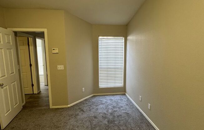 Beautiful 2 Bedroom 2 bath single level for Rent in Chandler