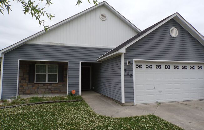 3 beds, 2 baths, $1,785