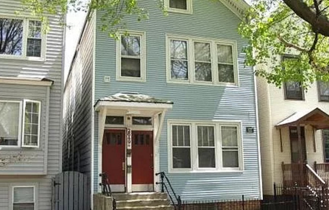 Lincoln Park Apartments!