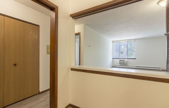 1 bed, 1 bath, 420 sqft, $999, Unit 103