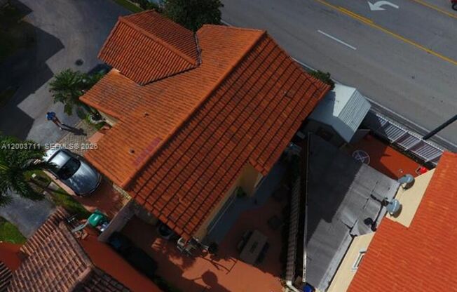 12693 NW 9th Ter th 12693 MIAMI, FL 33182