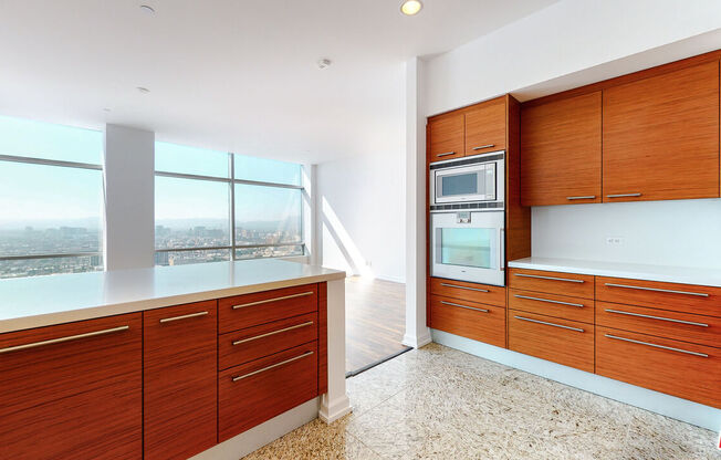 2 beds, 3 baths, 1,800 sqft, $6,750, Unit 32D