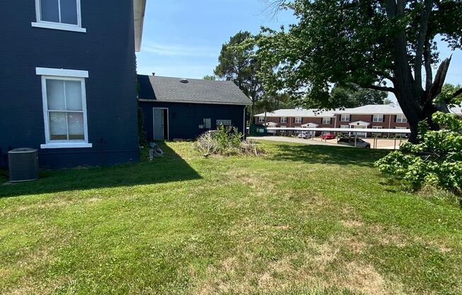 Newburgh - Old State Rte 261 Buildings