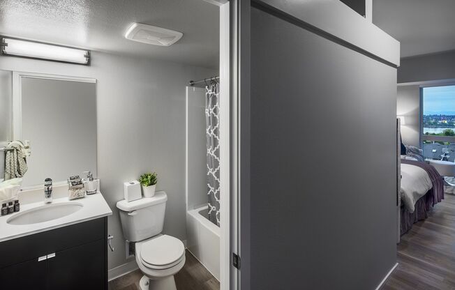 Studio, 1 bath, 316 sqft, $1,450, Unit 308