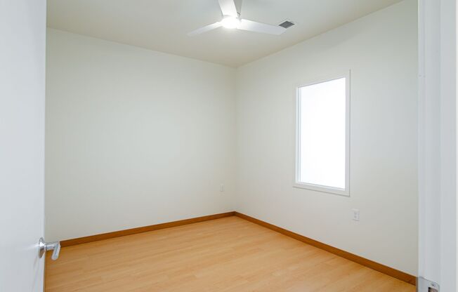 1 bed, 1 bath, 643 sqft, $1,540, Unit B411