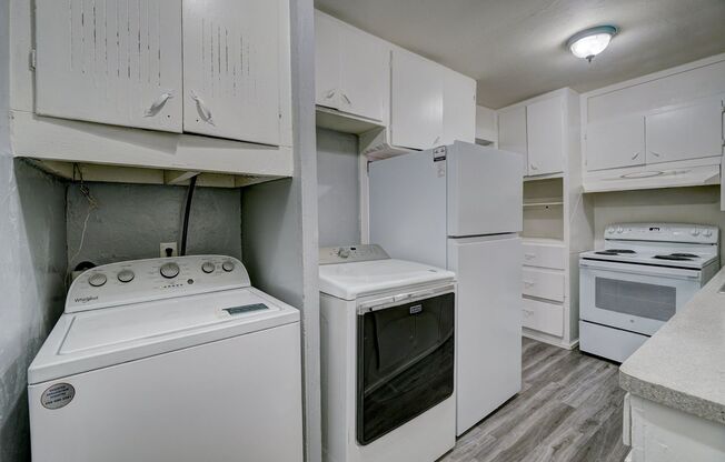 2 beds, 2 baths, $995