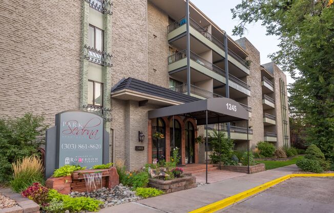 2 beds, 1 bath, 875 sqft, $1,607, Unit 304