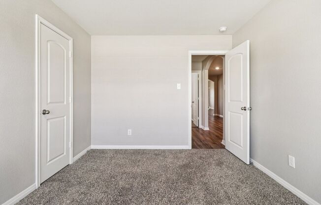 4 beds, 2 baths, 1,924 sqft, $2,245, Unit 3900 Calvary Ct