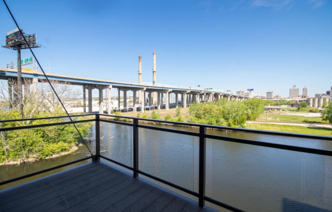 2 beds, 1 bath, 983 sqft, $3,250, Unit 513