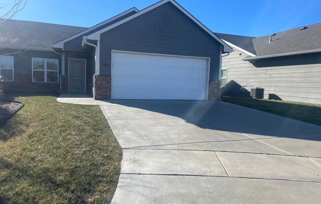 5501/03 N Edwards Cir