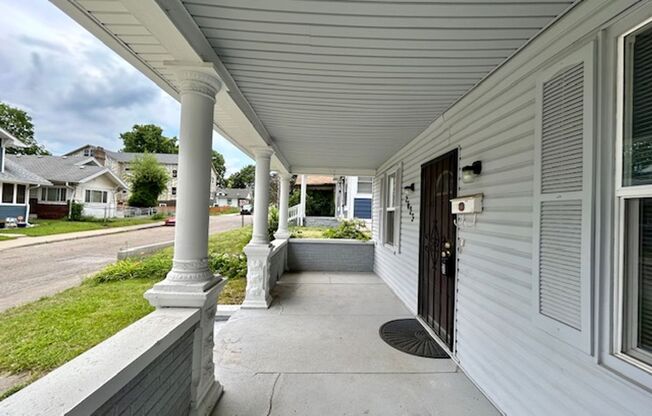 Charming 3 Bedroom 2 Bath House in Center Township!