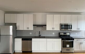 3 beds, 2 baths, 1,500 sqft, $2,800, Unit Unit 4