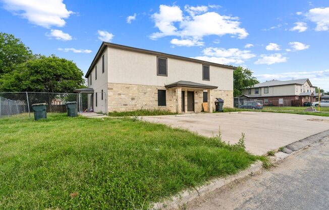 Charming 3-Bed, 2-Bath Home in a Quiet San Antonio Neighborhood