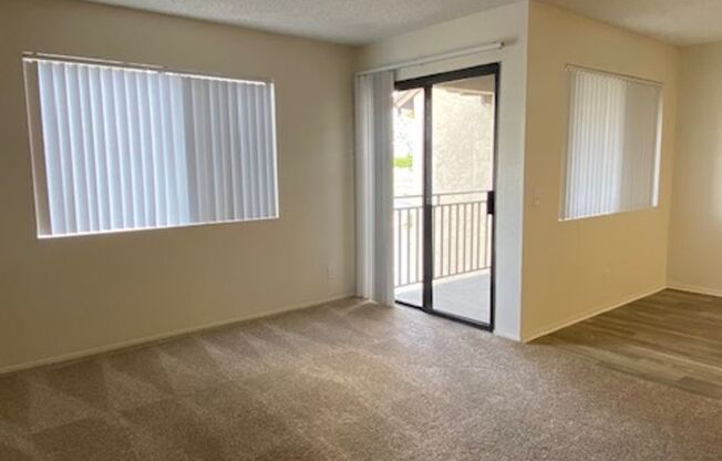 2 beds, 2 baths, 920 sqft, $2,320, Unit 20