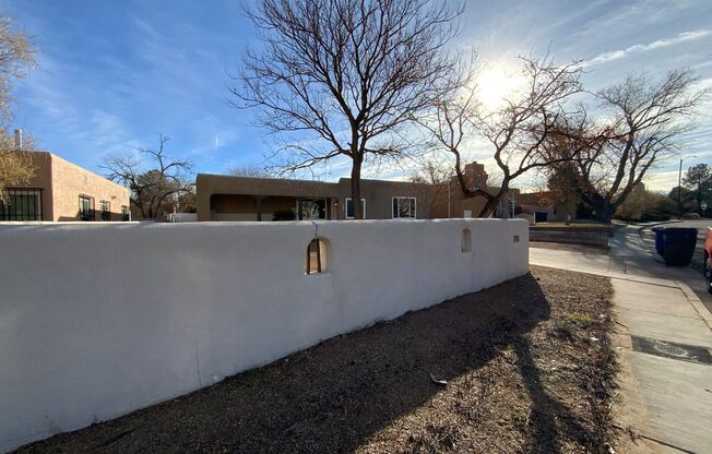 Luxury Single Story 3 Bedroom Home Available Near UNM!