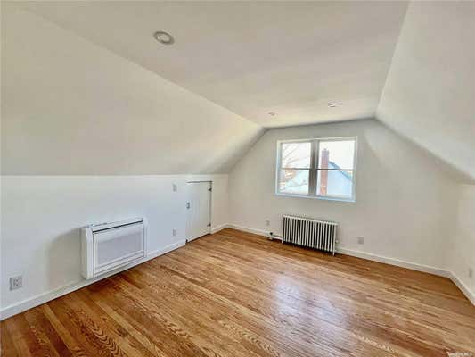 1 bed, 1 bath, $2,200