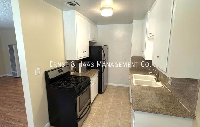 1325 E 7 ST
