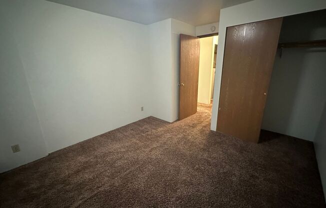 2 beds, 1.5 baths, 950 sqft, $1,600, Unit A103