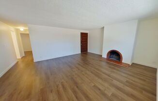 2 beds, 1.5 baths, 1,027 sqft, $1,625, Unit #10
