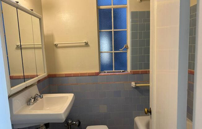 Studio, 1 bath, 480 sqft, $1,395, Unit 15