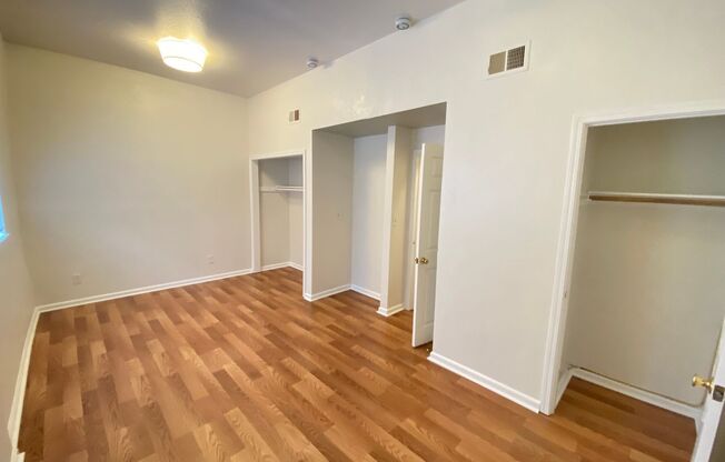 2 beds, 1 bath, $2,395, Unit 5314