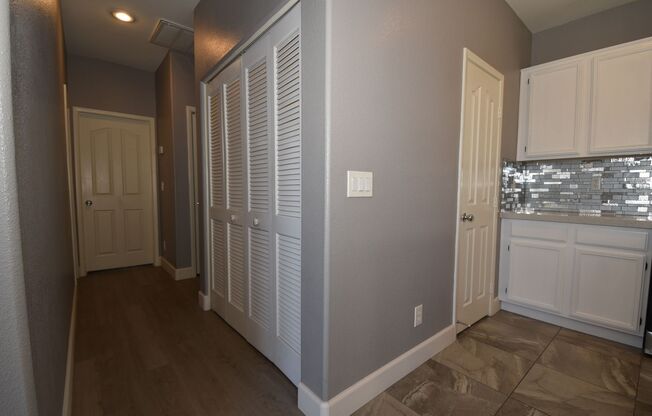 2 beds, 2 baths, $1,840, Unit # 184