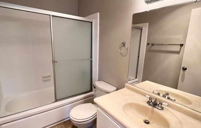 Studio, 1 bath, $1,695