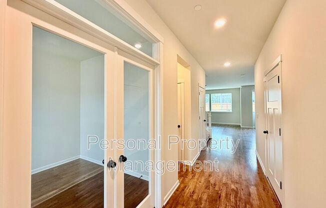3621 NE SITKA DR