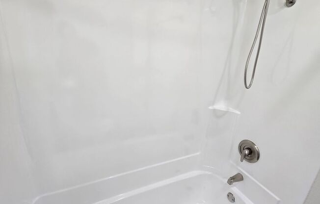 1 bed, 1 bath, 650 sqft, $2,098, Unit 301