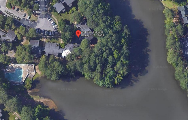 Water view Top Floor 3 bedroom condo in North Raleigh near North Hills
