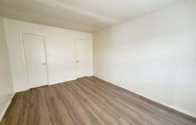 1 bed, 1 bath, 660 sqft, $1,239, Unit OPA-342