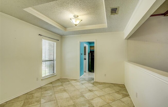 416 COOPER LN