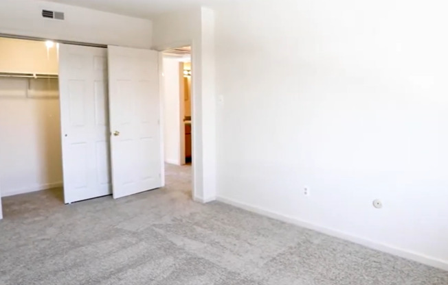 2 beds, 1 bath, 825 sqft, $1,820, Unit 38