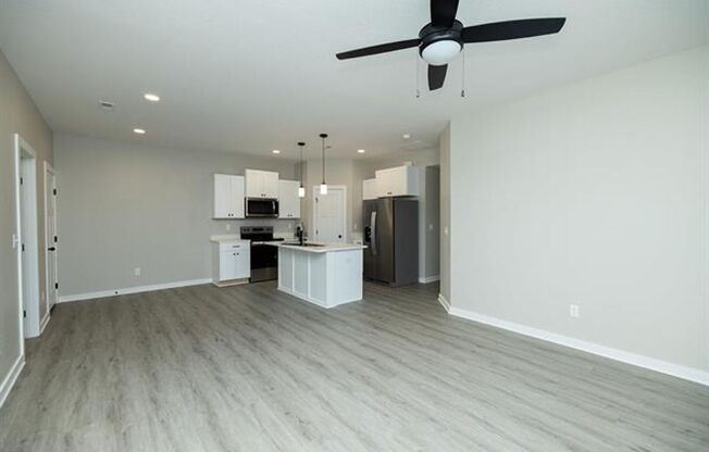 512-514 W. 50th Ct. S.