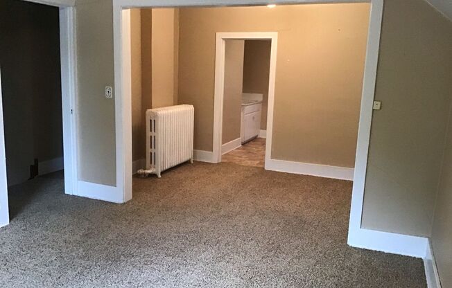 2 beds, 1 bath, $845.95