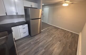 2 beds, 1 bath, 950 sqft, $1,650, Unit Unit 2