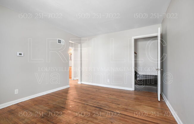 3908 GREENWOOD AVE
