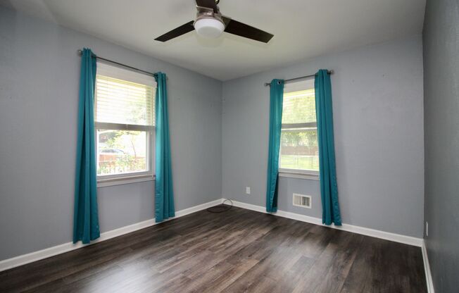 3 beds, 1 bath, $1,995